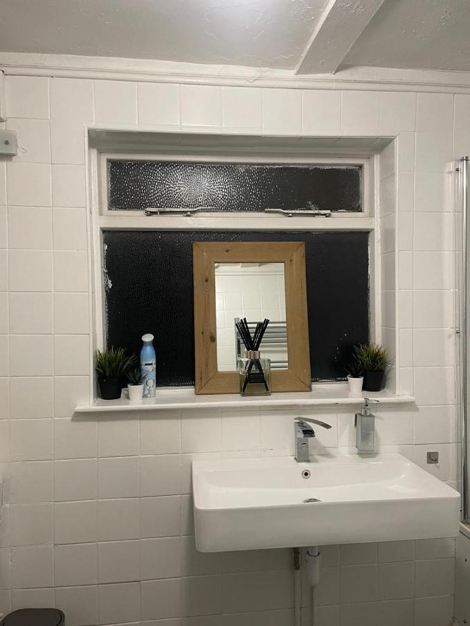 Balham, South London Spacious Guest House 5, 6 Rooms Available Eksteriør billede